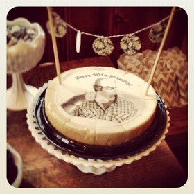 Adult Birthday Parties: Vintage DIY Decorations